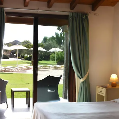 Le Anfore Hotel Villasimius