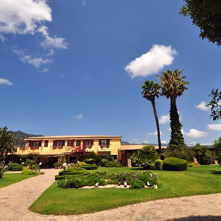 Hotel Le Anfore 3*