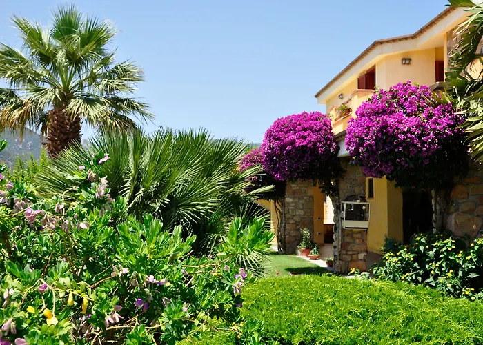 Le Anfore 3* Villasimius